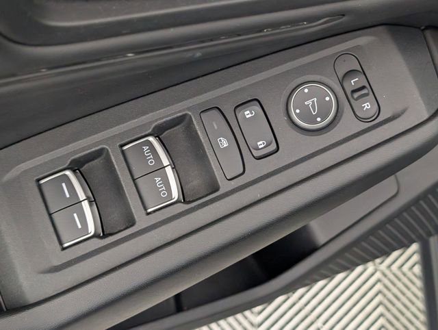 Used 2024 Honda Accord EX image 11