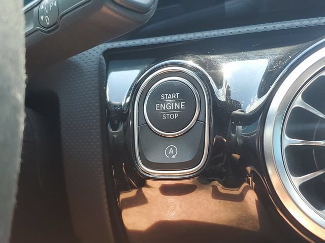 Used 2021 Mercedes-Benz CLA 35 AMG 4MATIC image 30