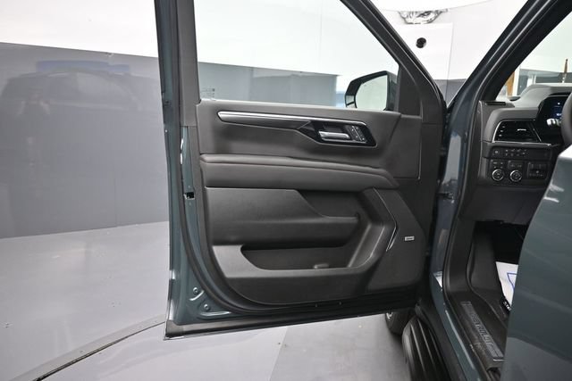 New 2026 Chevrolet Suburban RST w/ Advanced Technology Package AWD/4WD image 12