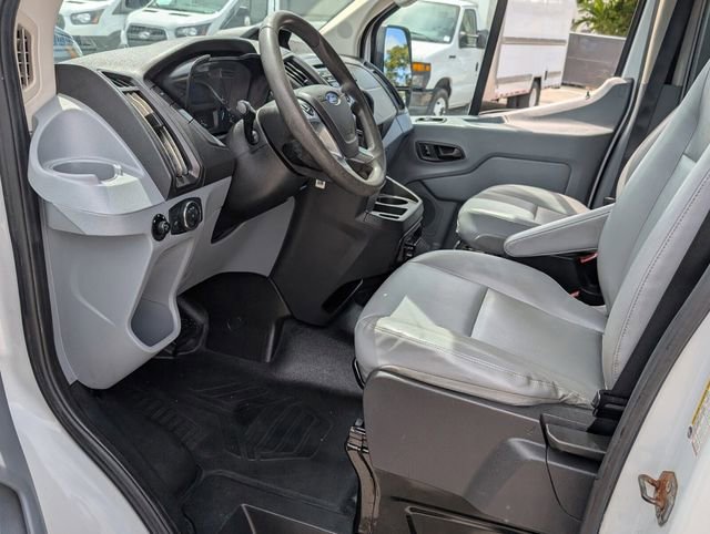 Used 2018 Ford Transit 250 Medium Roof image 8
