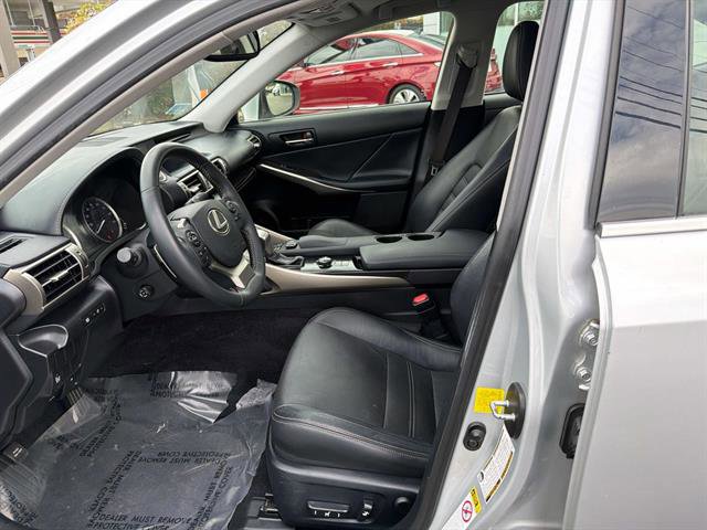 Used 2014 Lexus IS 250 AWD w/ Luxury Package w/Gray Wood image 13