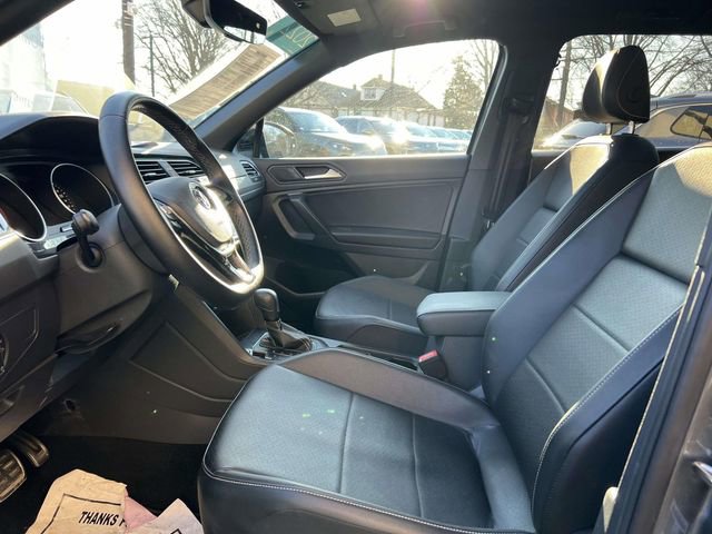 Certified 2021 Volkswagen Tiguan SE R-Line AWD/4WD image 18