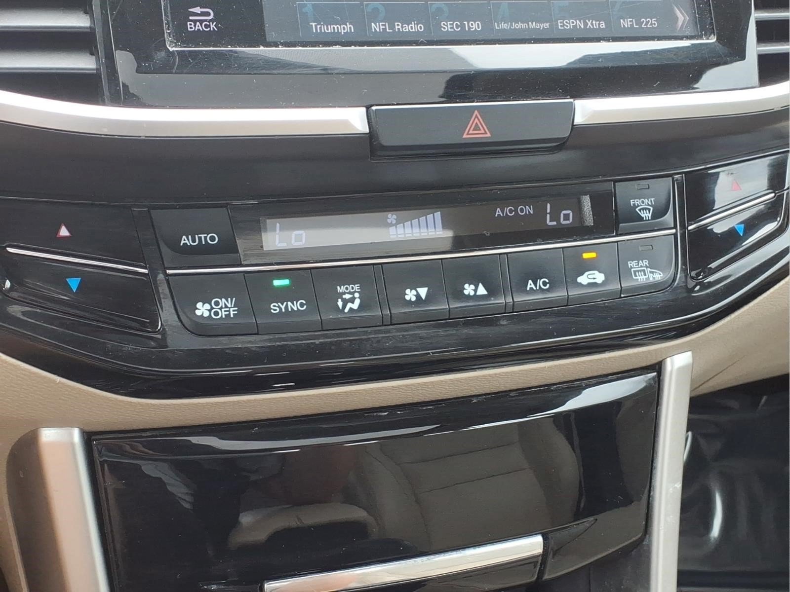 Used 2016 Honda Accord EX-L image 25