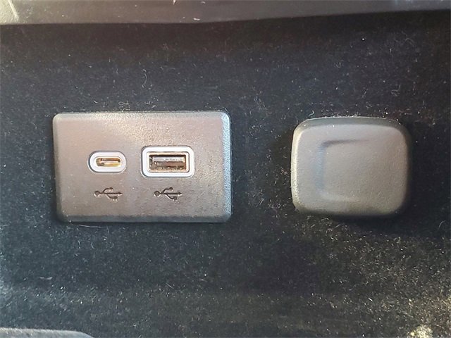 Used 2020 Cadillac XT4 Sport w/ Cold Weather Package image 31