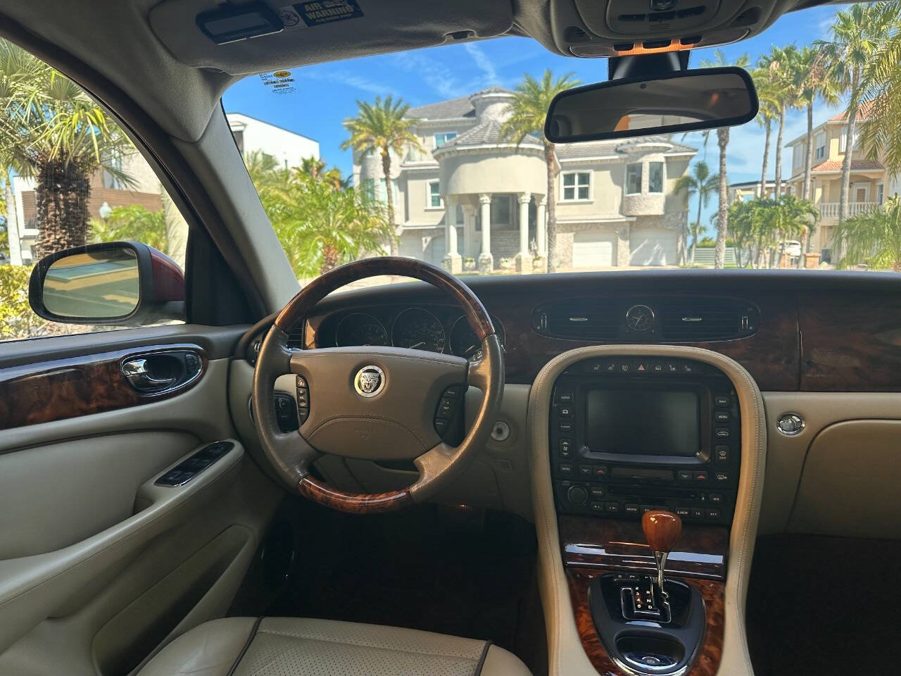 Used 2008 Jaguar XJ8 RWD image 12