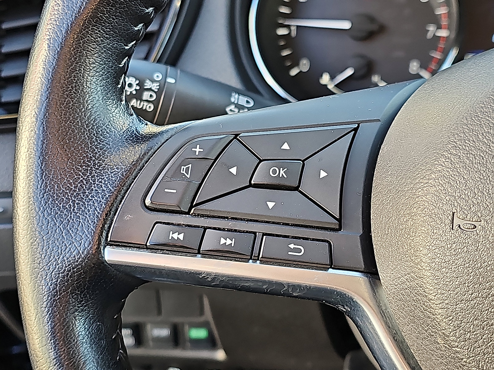 Certified 2022 Nissan Rogue Sport SL image 21