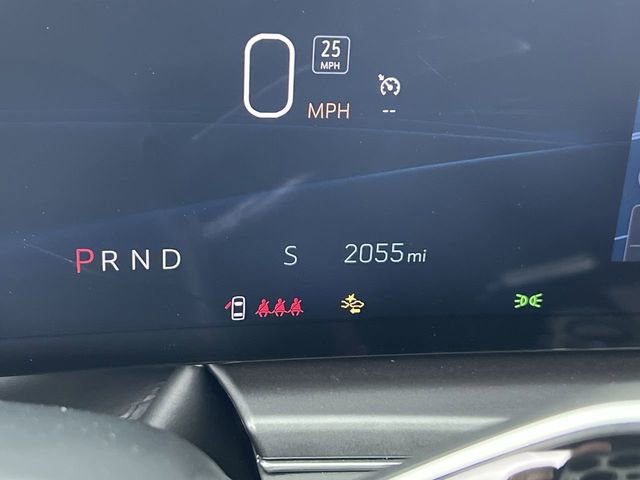 Used 2024 Cadillac Lyriq Tech RWD image 12