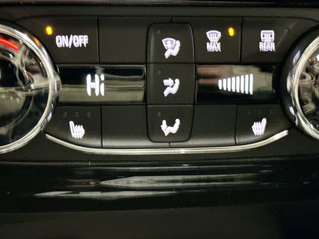 New 2026 Chevrolet Trax ACTIV w/ Sunroof Package FWD image 24