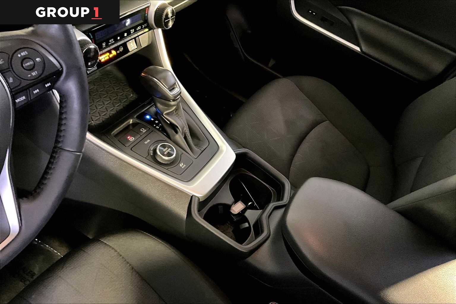 Used 2019 Toyota RAV4 XLE image 31