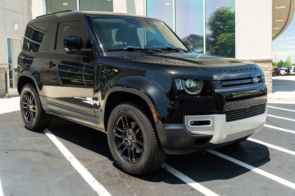 Used 2024 Land Rover Defender 90 S AWD/4WD image 8