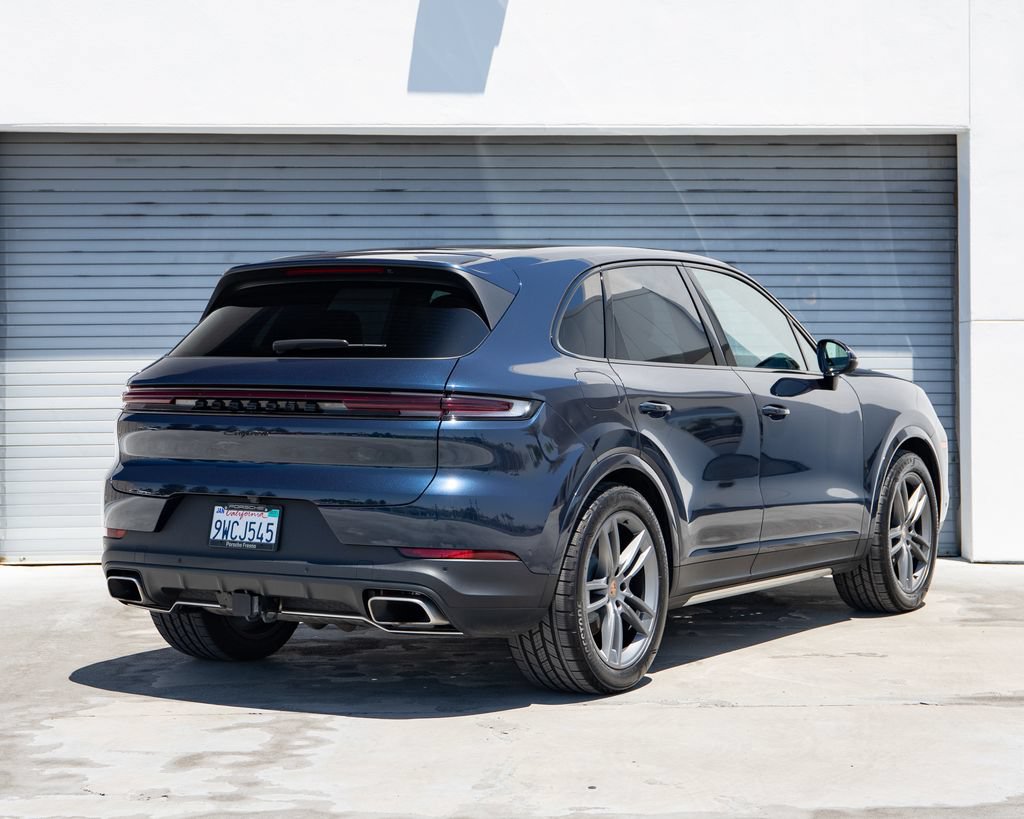 Certified 2026 Porsche Cayenne AWD/4WD image 7