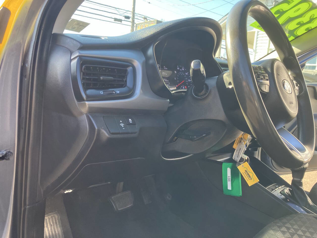 Used 2019 Kia Rio S image 35