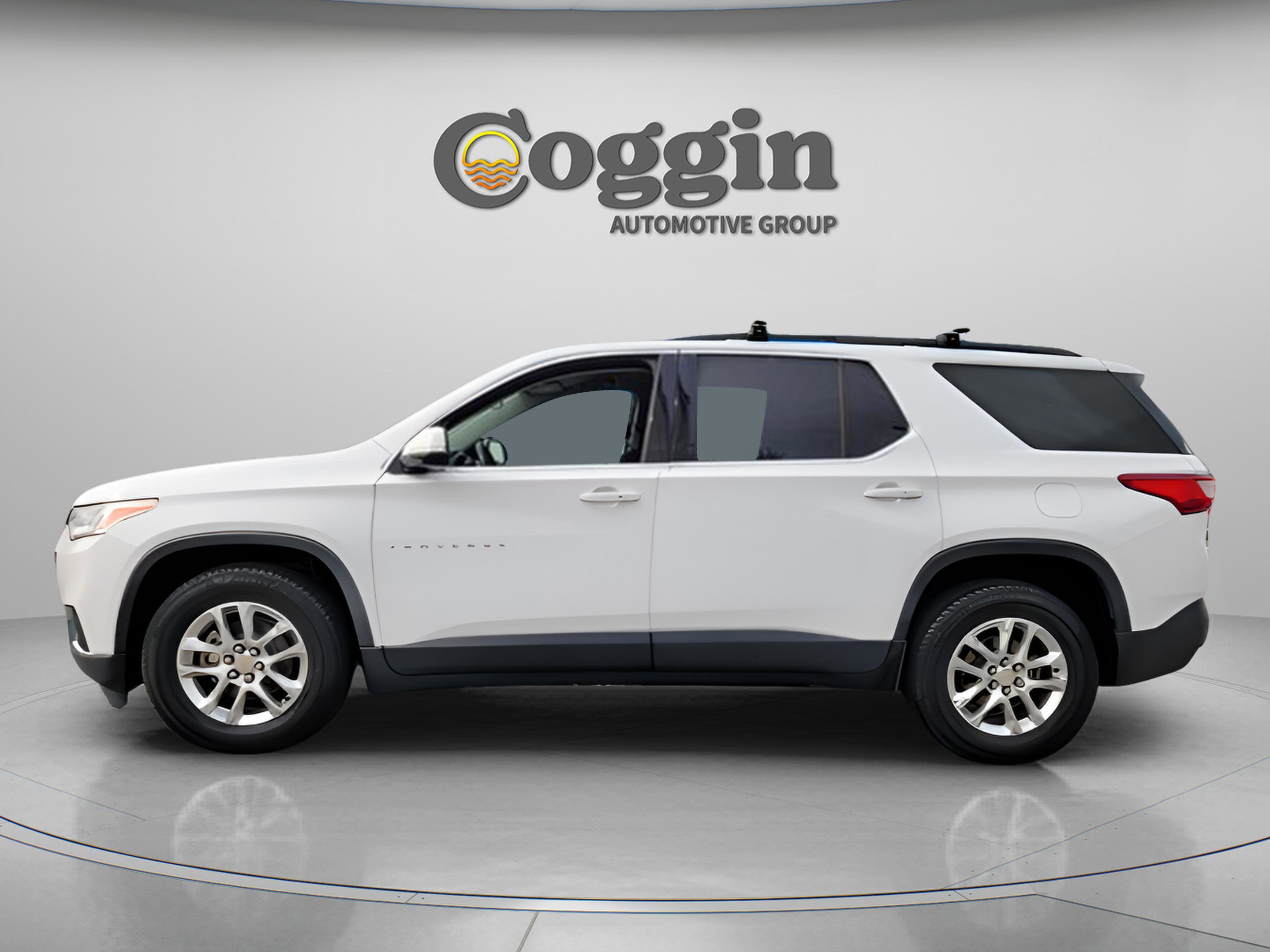 Used 2019 Chevrolet Traverse LT image 2