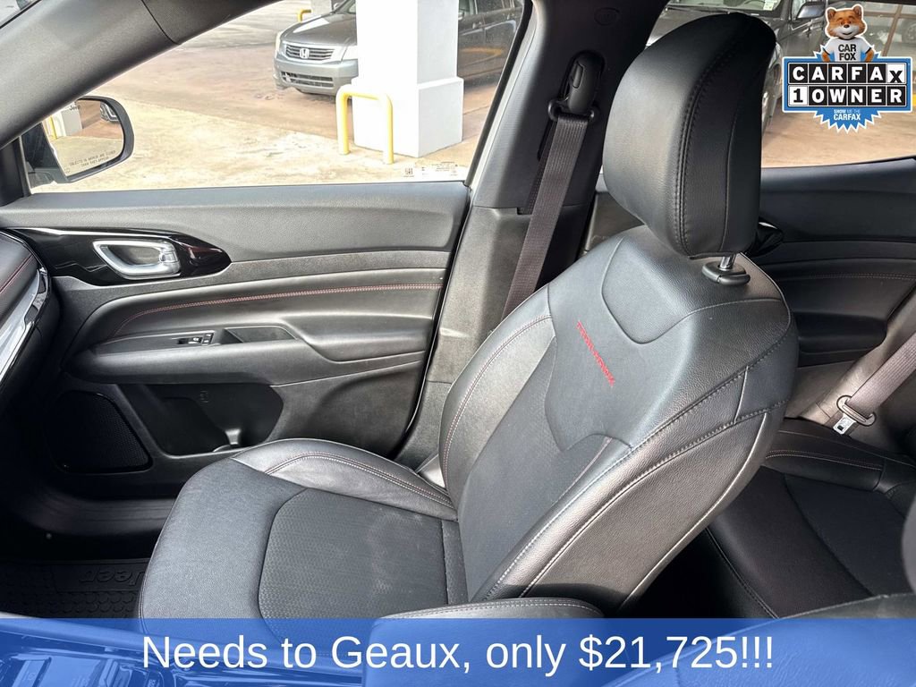 Used 2024 Jeep Compass Trailhawk image 35