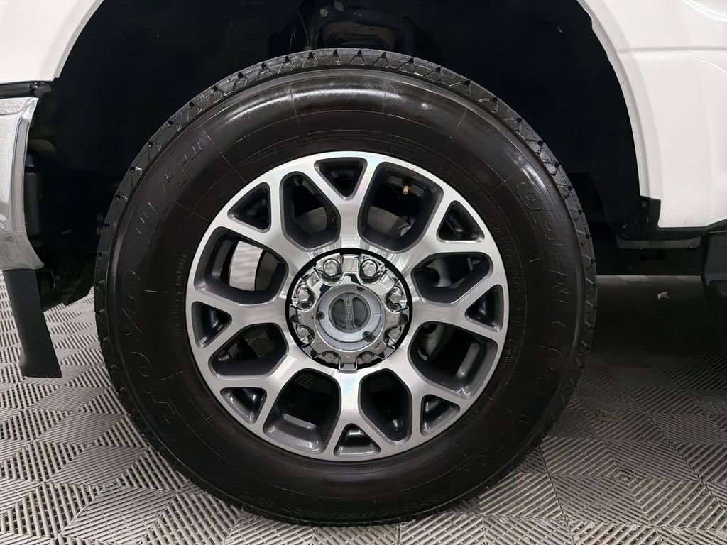 Used 2022 Ford F250 Lariat w/ Lariat Value Package image 10