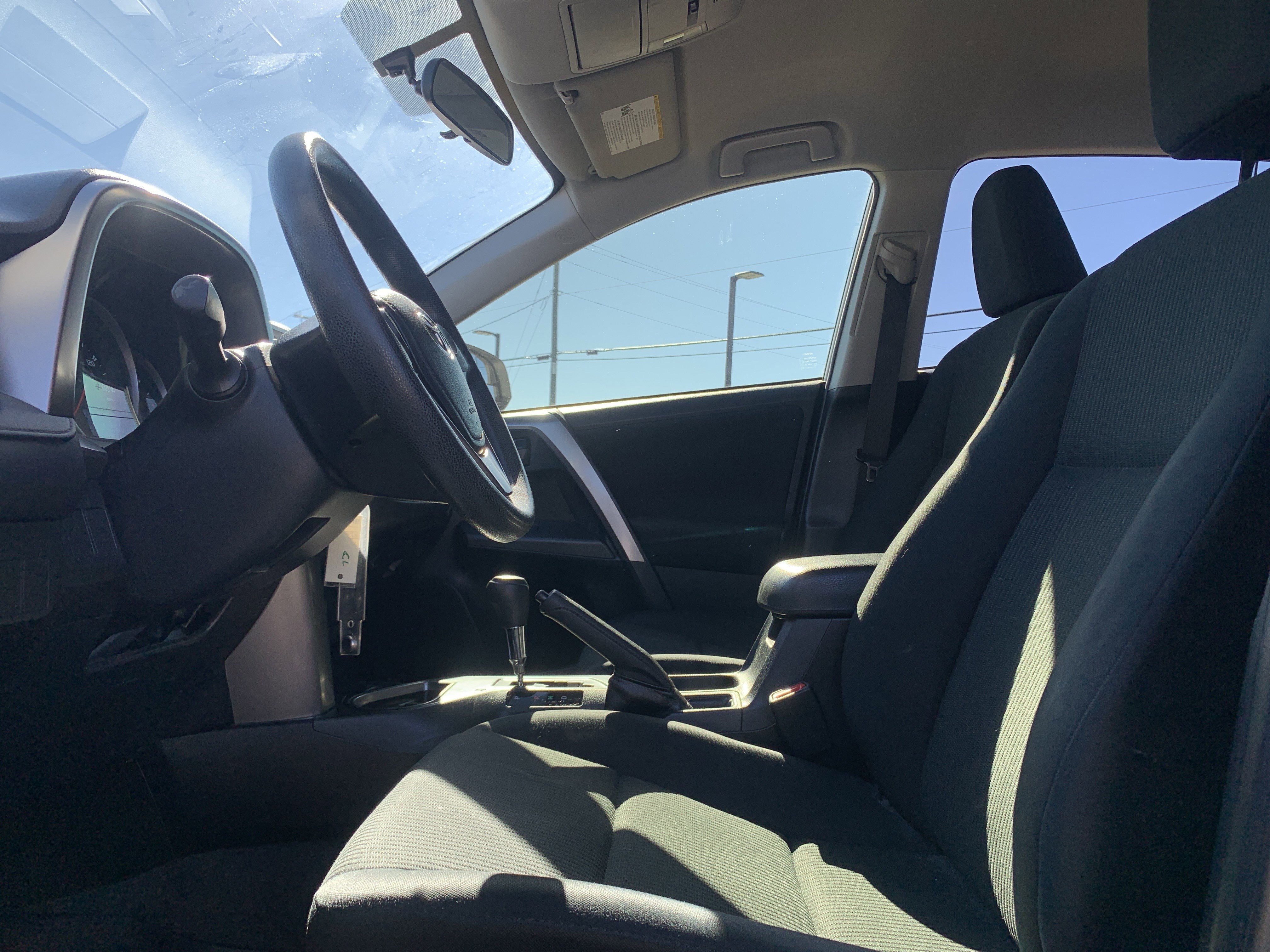 Used 2016 Toyota RAV4 LE image 16