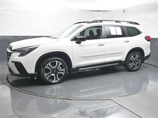 Used 2025 Subaru Ascent Touring w/ Popular Package #1 image 4