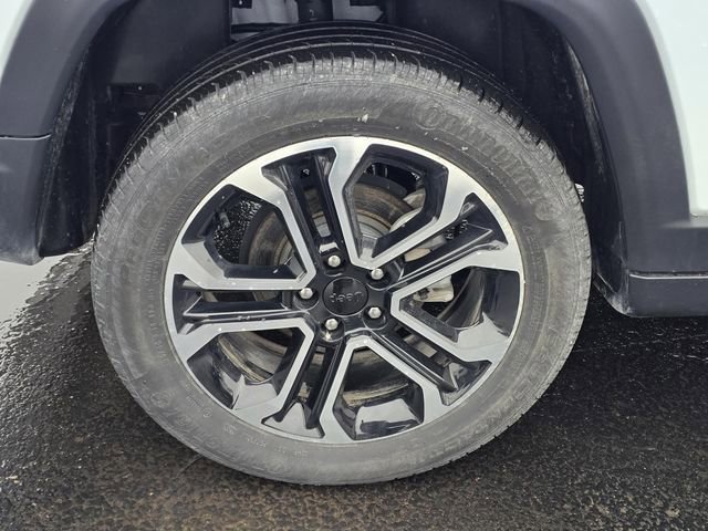 Used 2024 Jeep Compass Limited image 33
