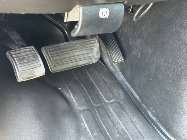 Used 2021 Chevrolet Express 3500 w/ Power Convenience Package RWD image 19