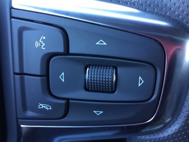 New 2025 Chevrolet Blazer LT image 10