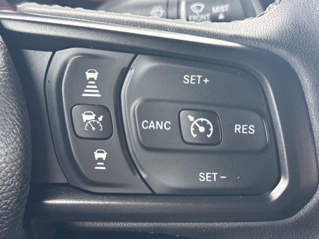 Used 2025 Jeep Wrangler Sport AWD/4WD image 24