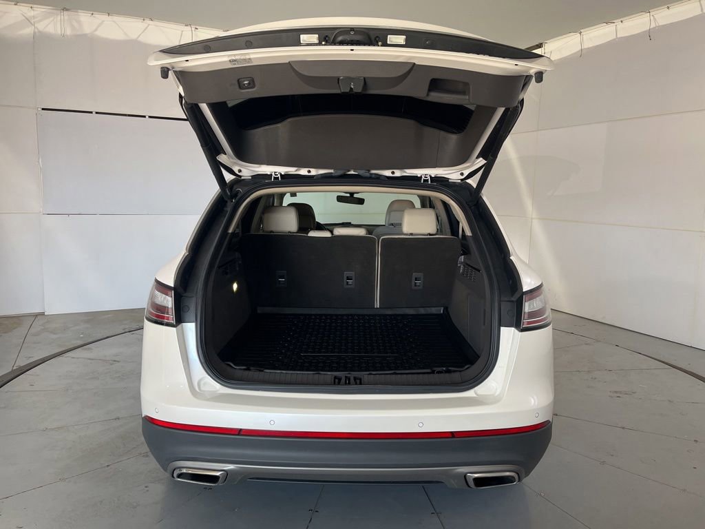Used 2019 Lincoln Nautilus Reserve AWD/4WD image 11