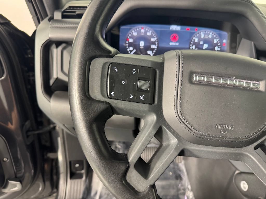 Used 2022 Land Rover Defender 110 X-Dynamic HSE AWD/4WD image 19