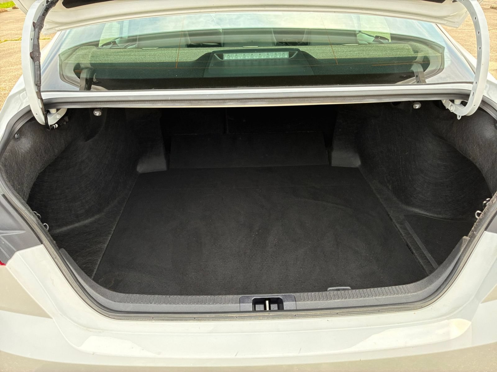 Used 2026 Toyota Camry SE FWD image 26