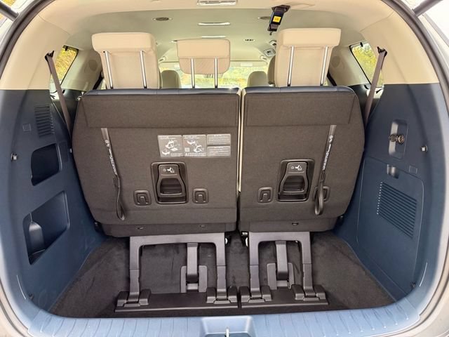 New 2026 Kia Carnival EX FWD image 26