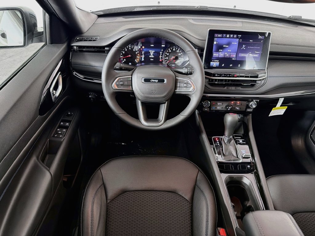 New 2026 Jeep Compass Latitude AWD/4WD image 20