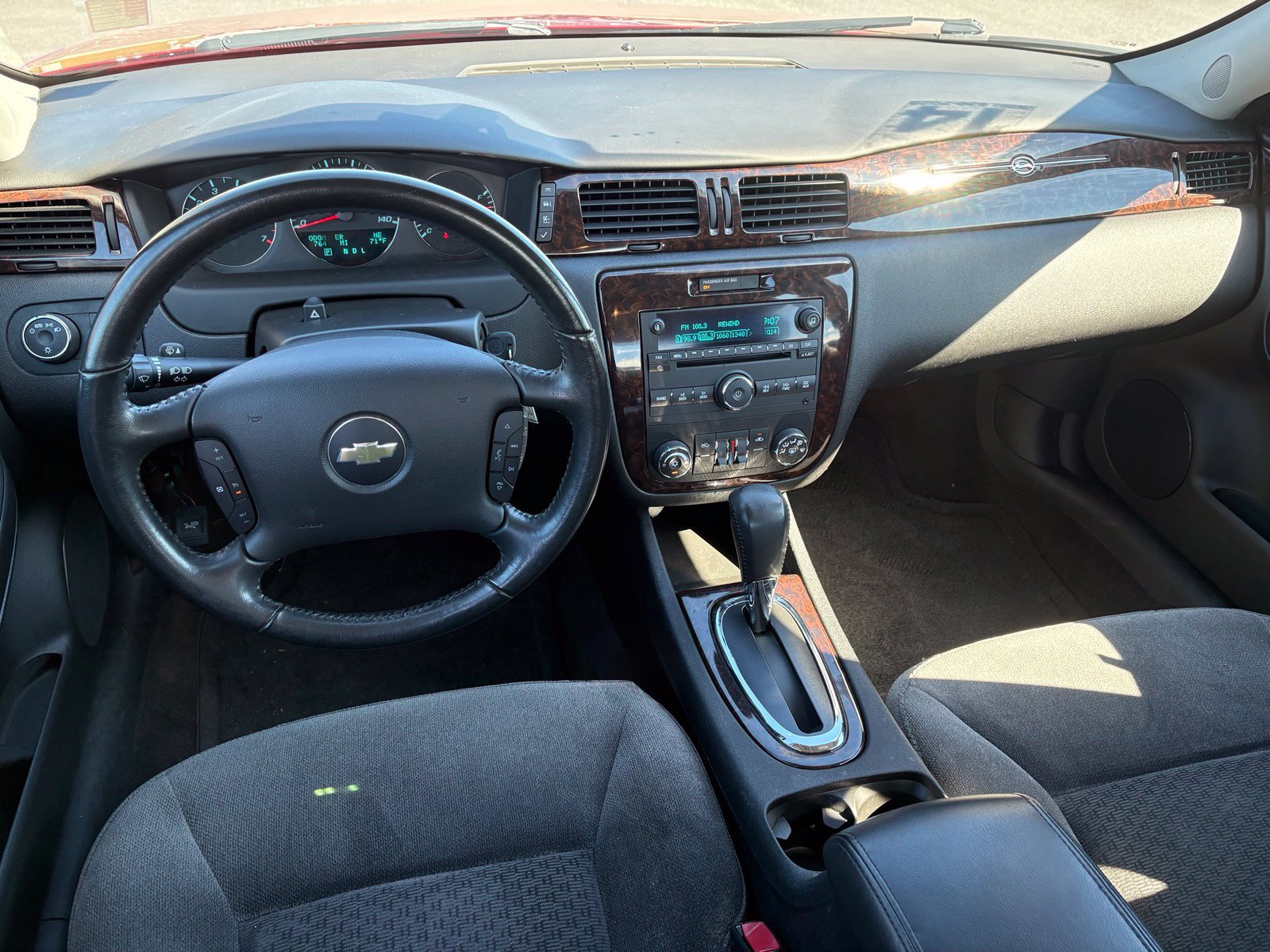 Used 2014 Chevrolet Impala LT w/ LT Sunroof Package FWD image 13
