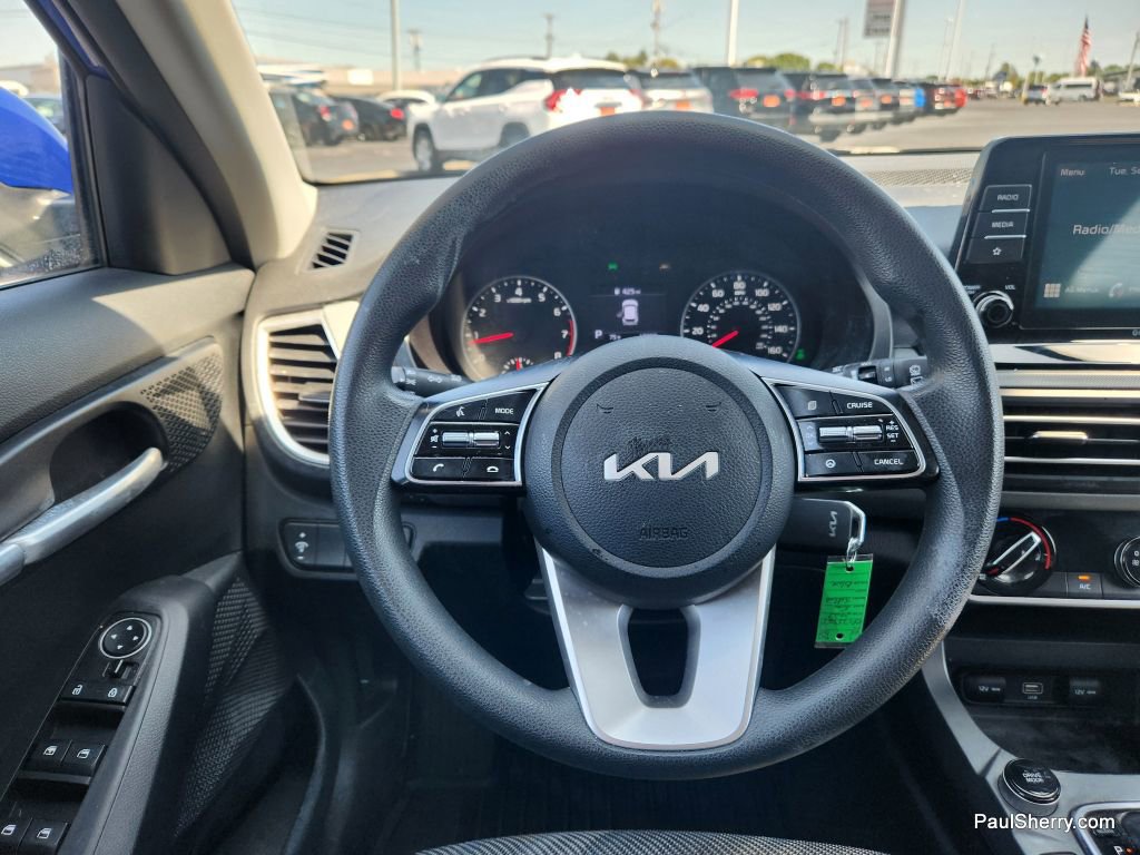 Used 2023 Kia Seltos LX AWD/4WD image 31