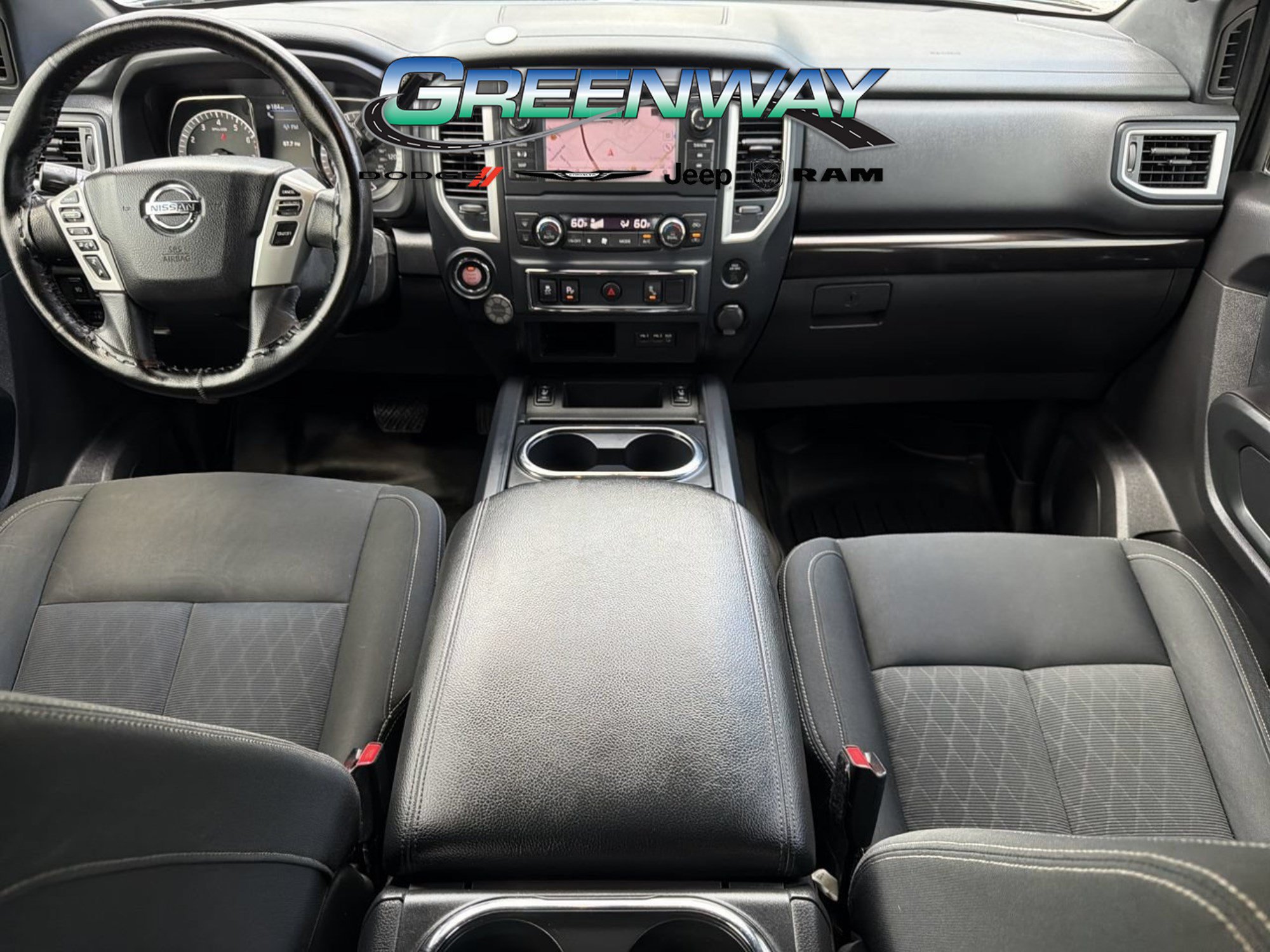 Used 2019 Nissan Titan SV w/ SV Convenience Package RWD image 12