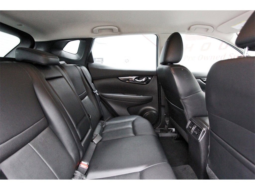 Certified 2022 Nissan Rogue Sport SL image 9