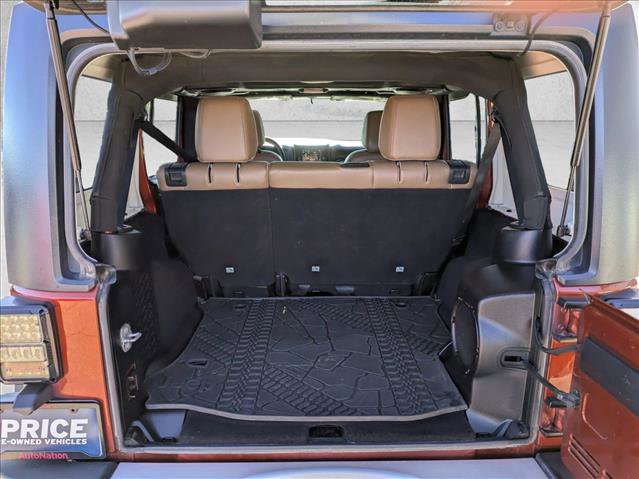 Used 2014 Jeep Wrangler Unlimited Sahara w/ Max Tow Package image 6