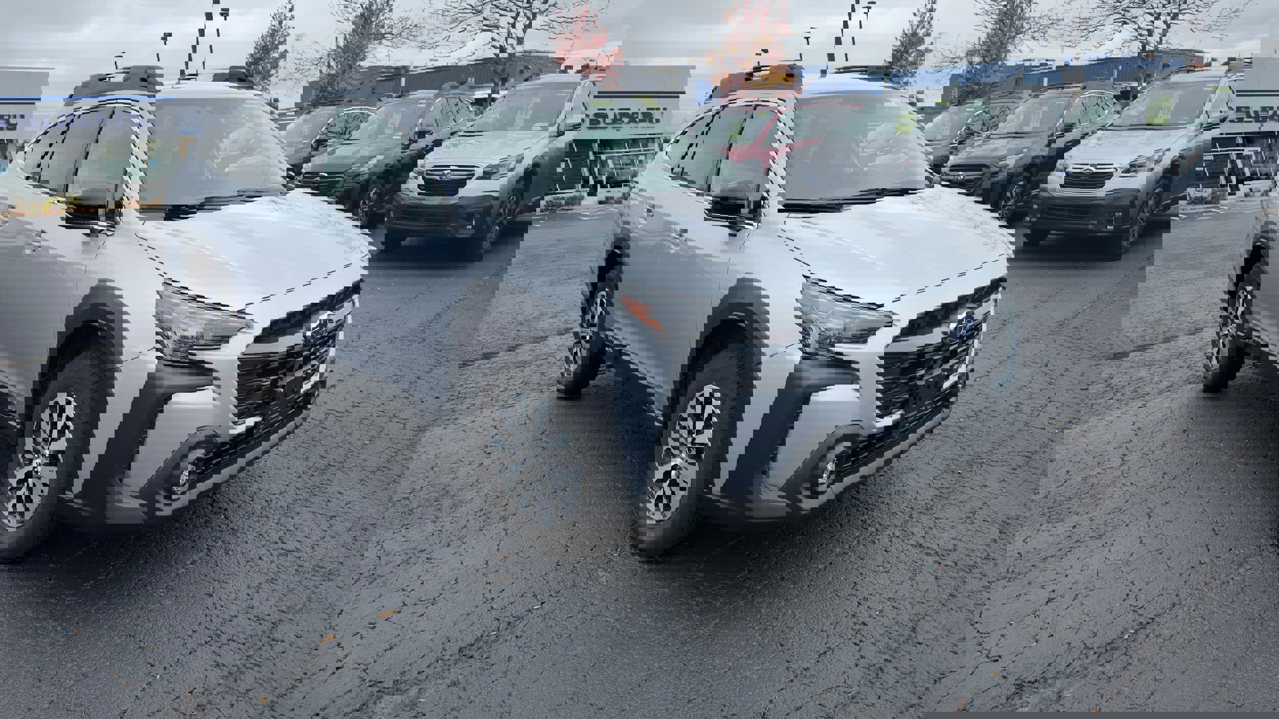 Certified 2025 Subaru Outback Premium image 1