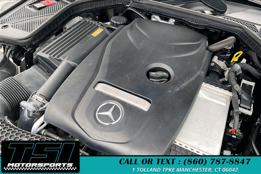 Used 2015 Mercedes-Benz C 300 4MATIC Sedan image 34