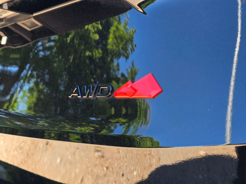 Used 2025 Nissan Rogue SV AWD/4WD image 29
