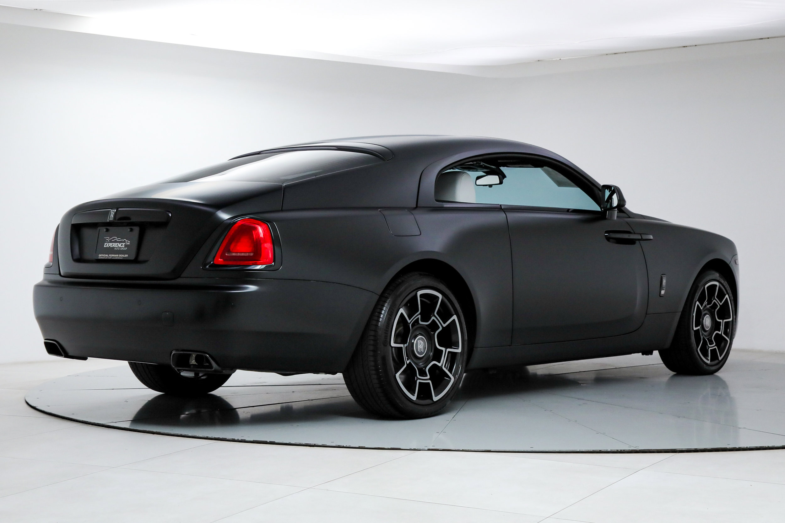 Used 2021 Rolls-Royce Wraith RWD image 5