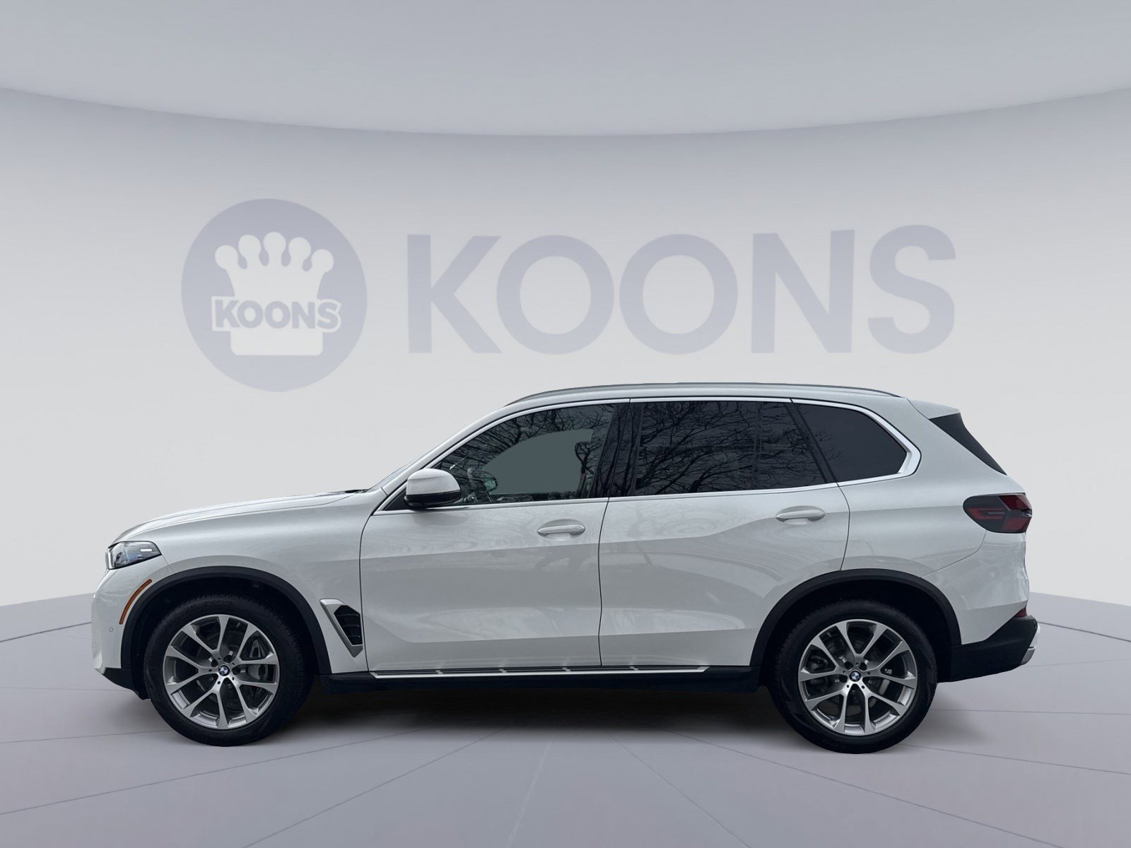 Used 2026 BMW X5 xDrive40i image 2