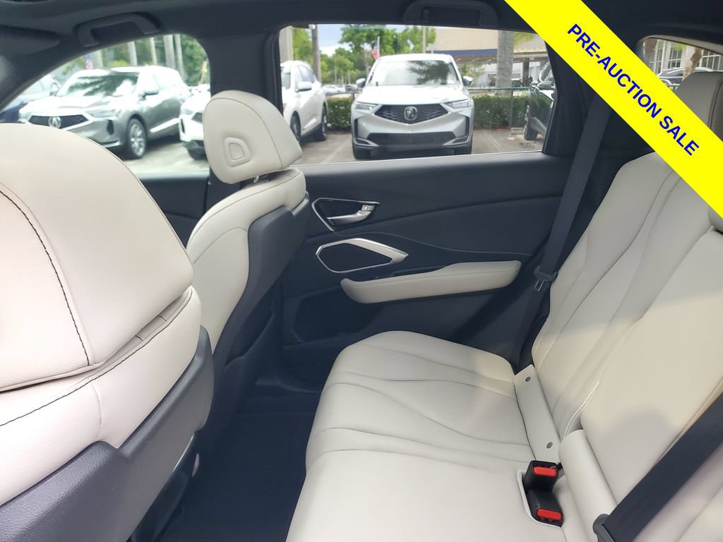 Used 2025 Acura RDX SH-AWD image 12