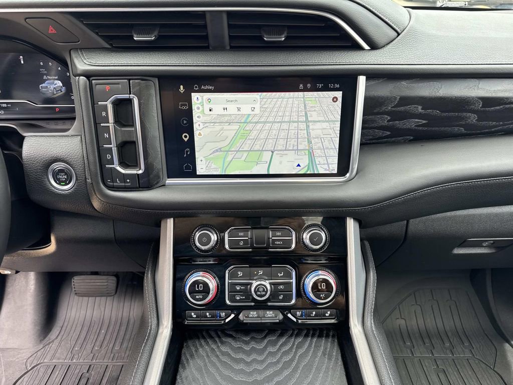 Used 2024 GMC Yukon XL Denali w/ Denali Reserve Package RWD image 28