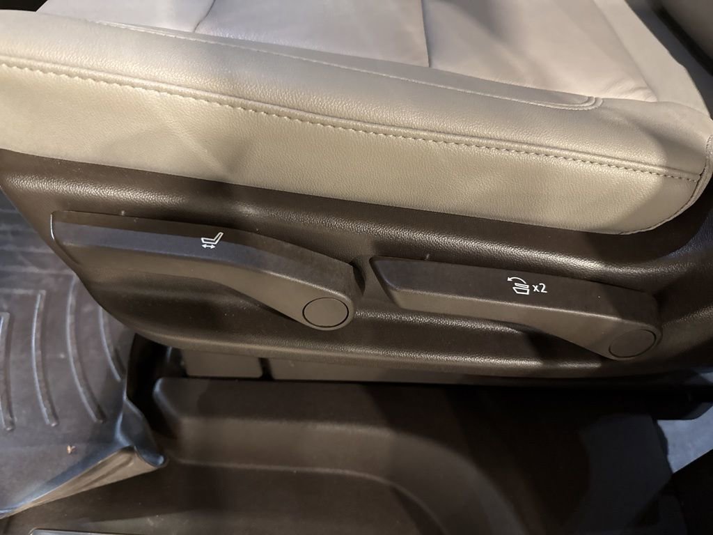 Used 2021 Chevrolet Tahoe Z71 w/ Rear Media and Nav Package image 36