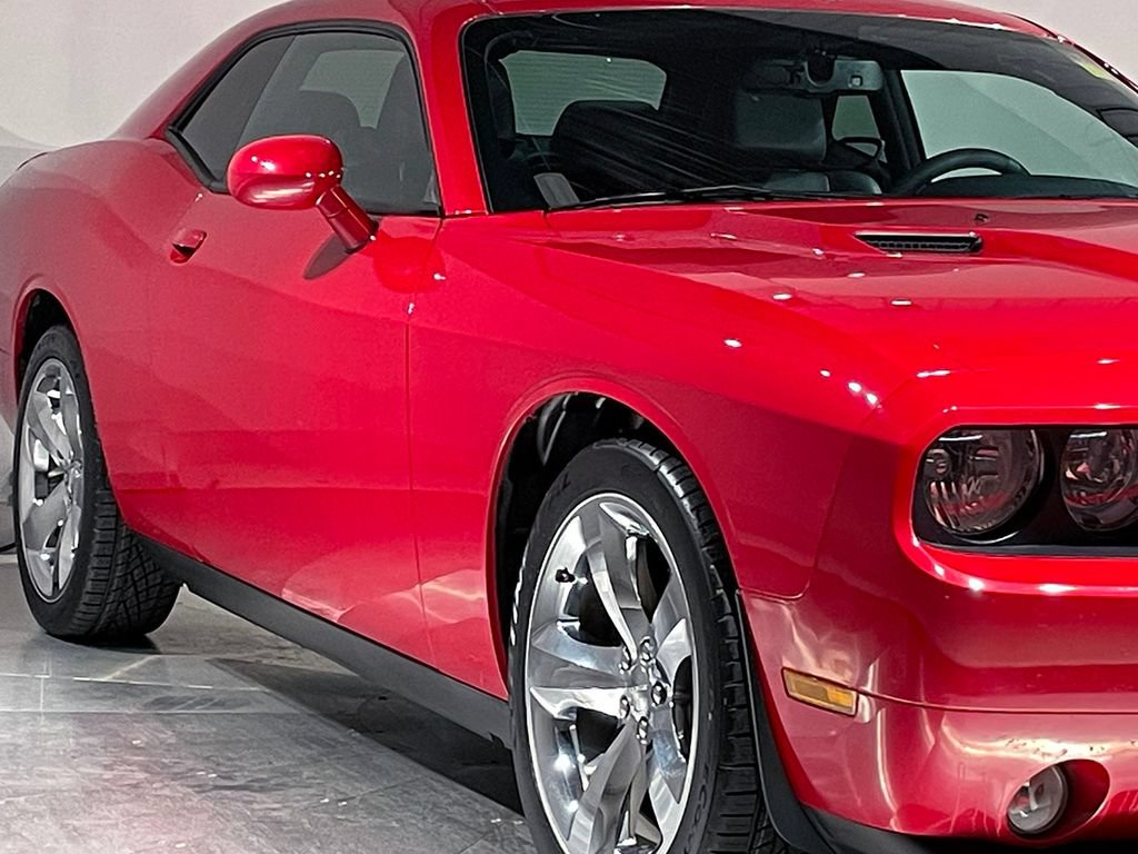 Used 2012 Dodge Challenger SXT Plus RWD image 18