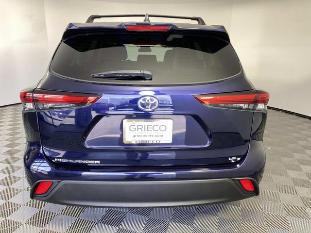 Used 2023 Toyota Highlander LE image 8