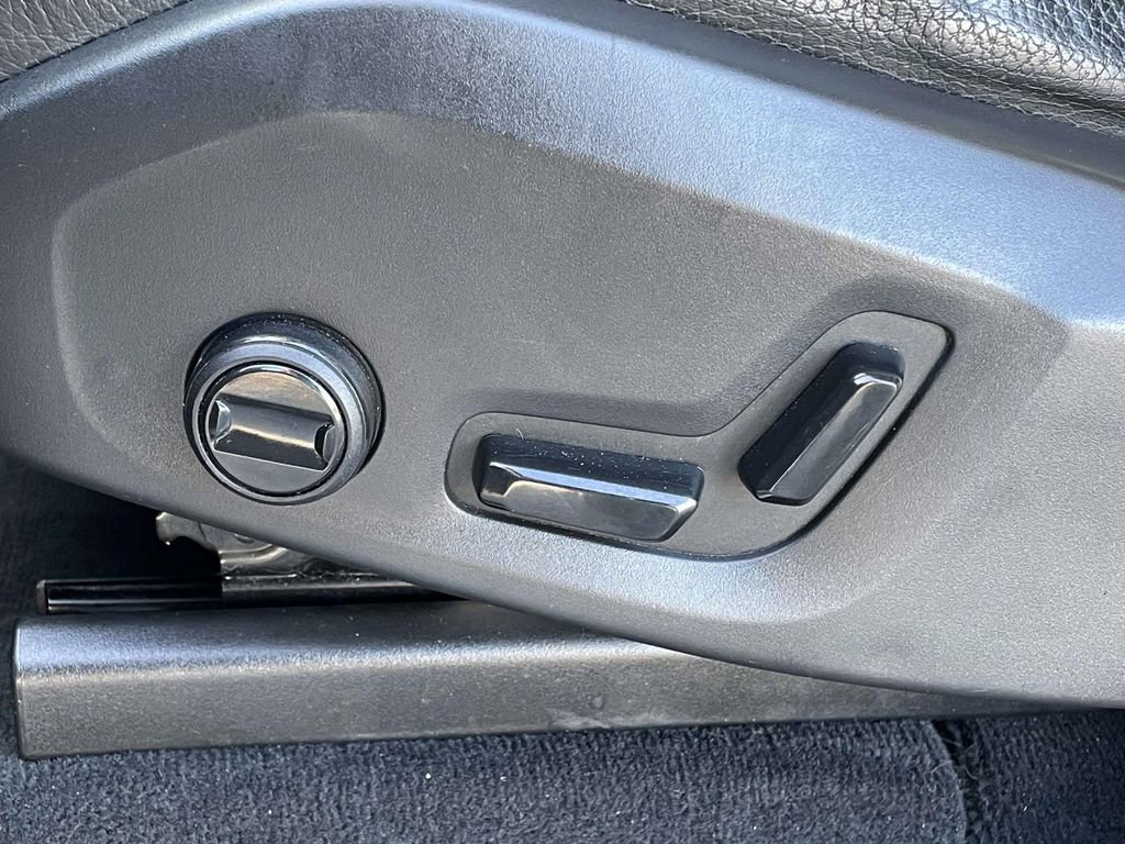 Used 2019 Volvo XC90 T6 Momentum w/ Advanced Package image 8