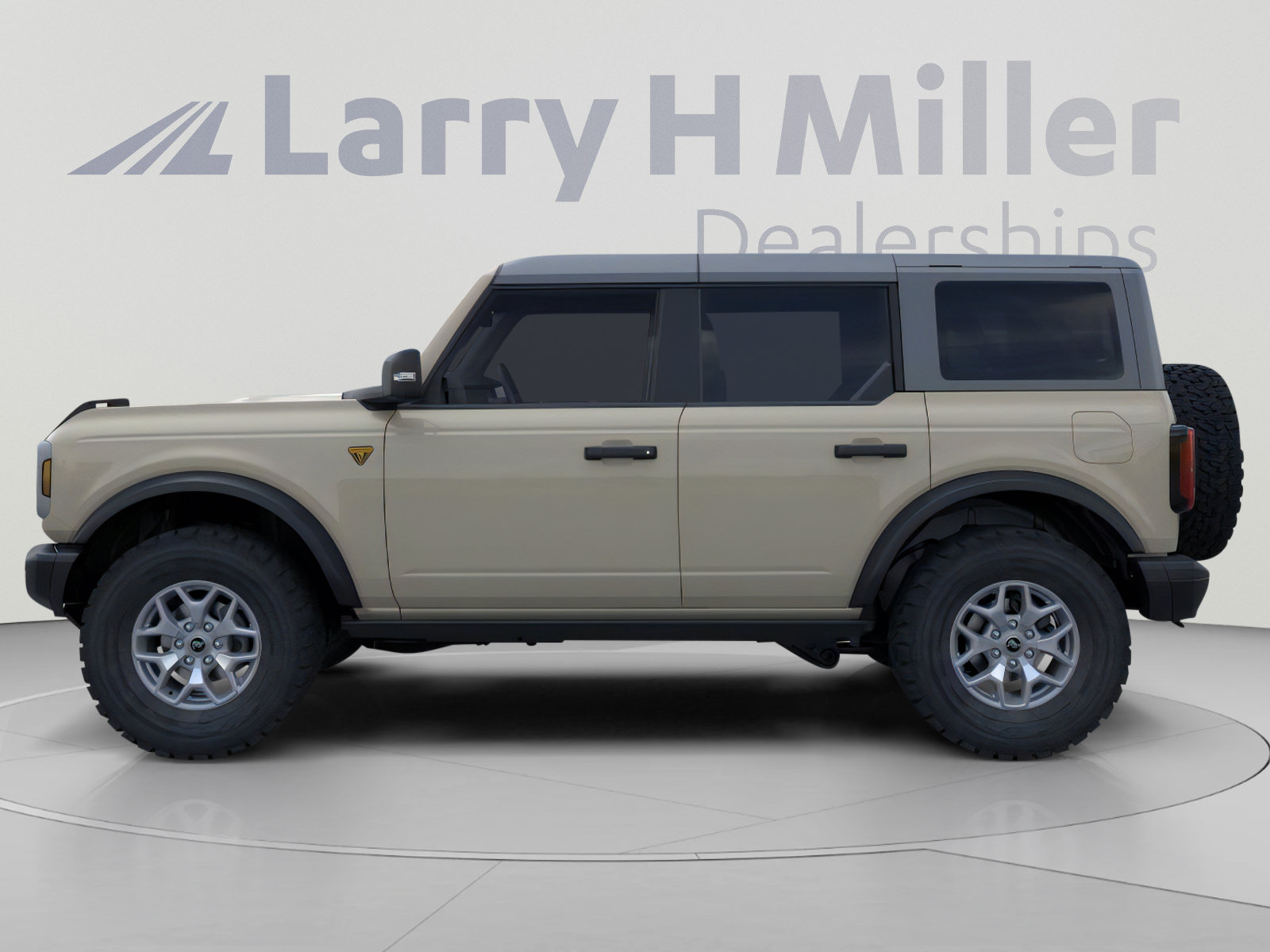 New 2025 Ford Bronco Badlands AWD/4WD image 3