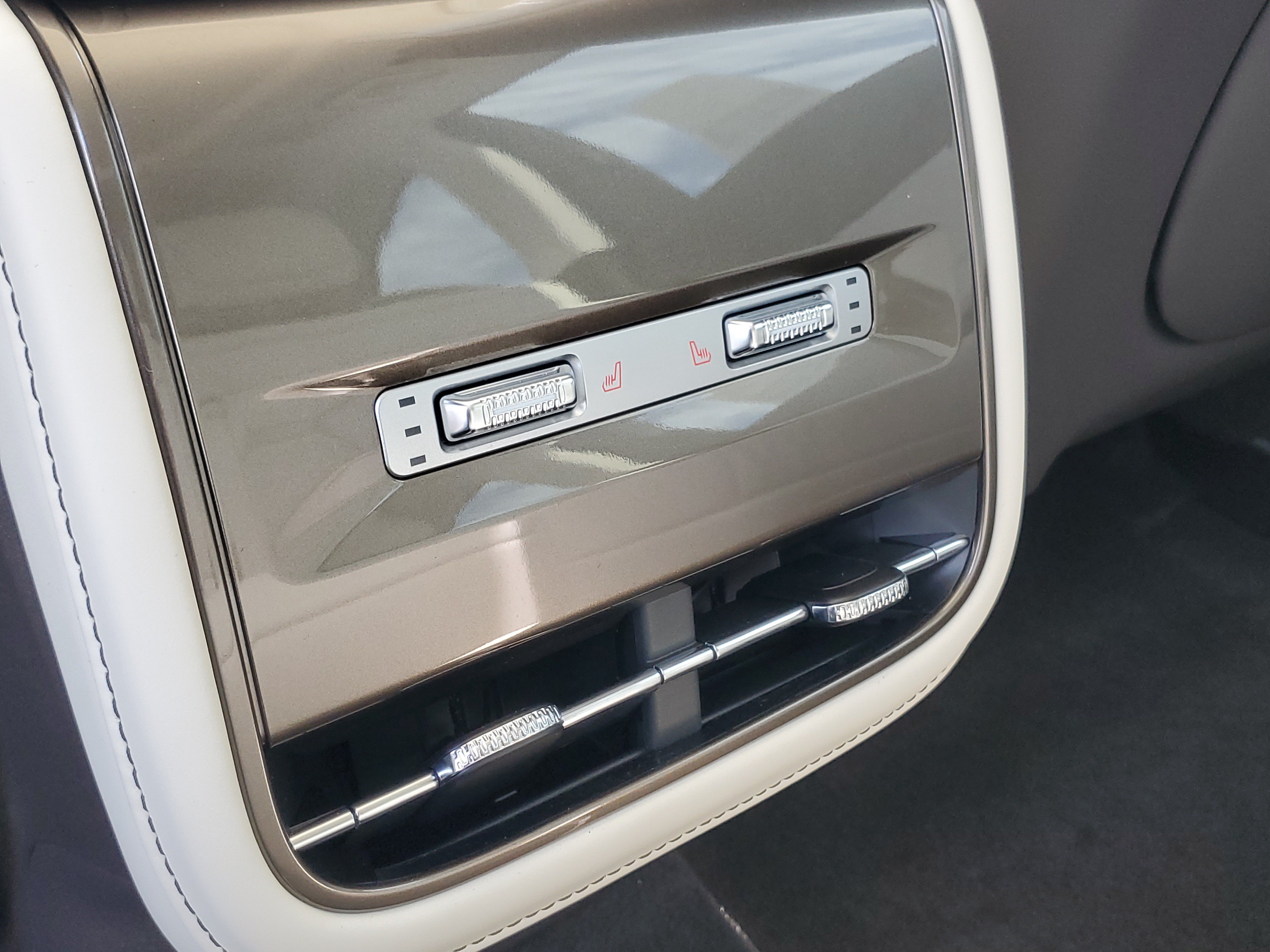 New 2026 Lincoln Nautilus Black Label AWD/4WD image 29