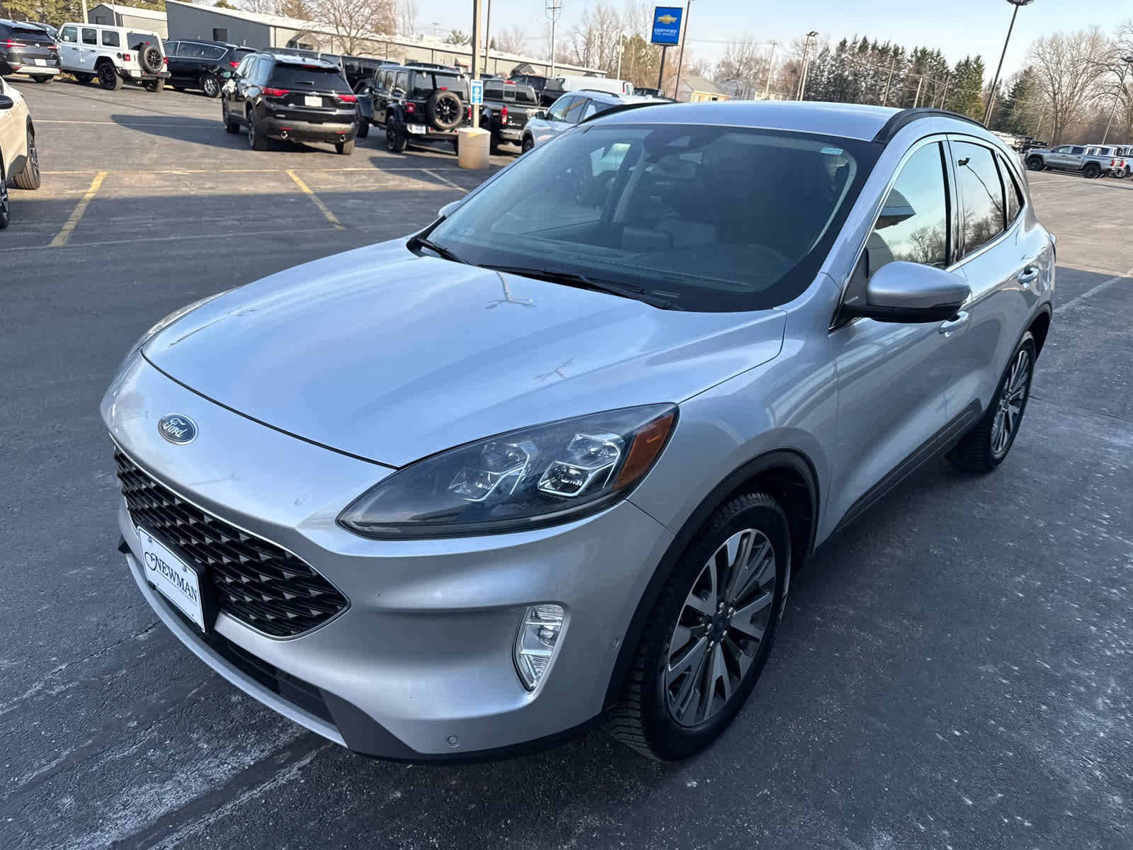 Used 2020 Ford Escape Titanium image 11