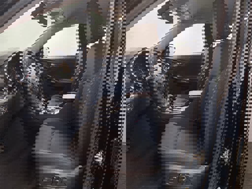 Used 2023 Chevrolet Malibu LT image 13